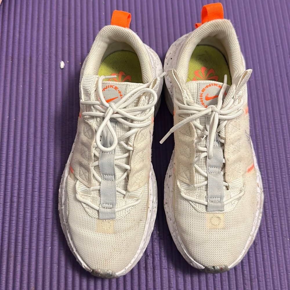 Nike  running shoes